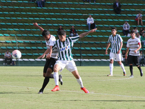 J Malucelli x Coritiba: Imagens atacante Kady