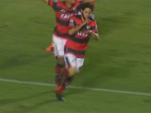 Arthur marca mais um na Série B